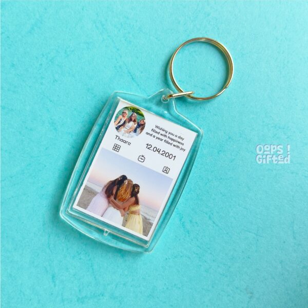 6-KEYCHAIN-03-min.jpg Insta Photo Keychain – Two Sided Magic